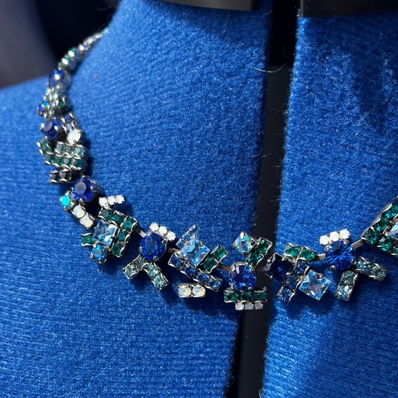 SOLD Vibrant Blue Sorrelli Set - Picture 4 of 13